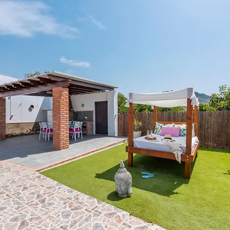 La Marina Villa