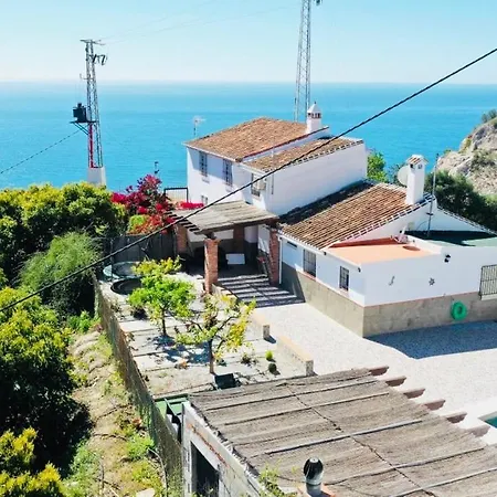 La Marina Villa