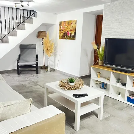 La Marina Villa *