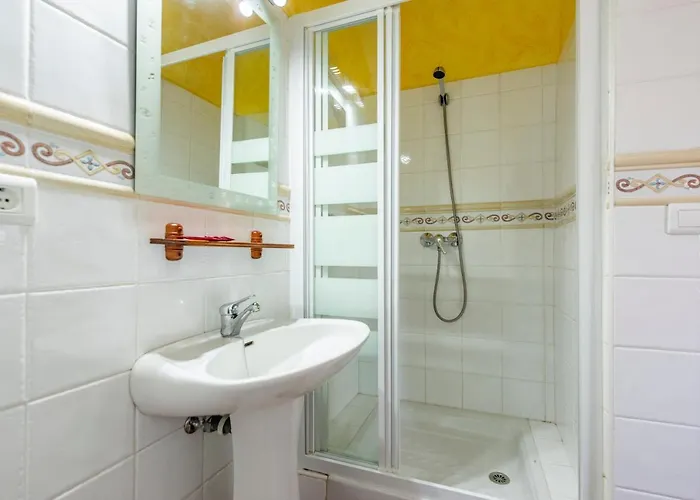 La Marina * 네르하